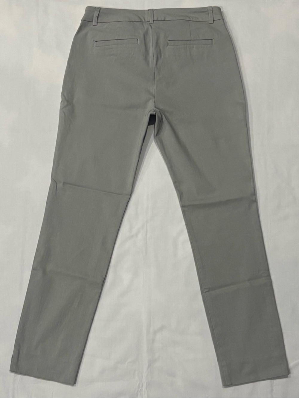 Van Heusen Women Size 4 Gray Stretch Slim Fit Ankle Pants Dress Slacks - Picture 2 of 10